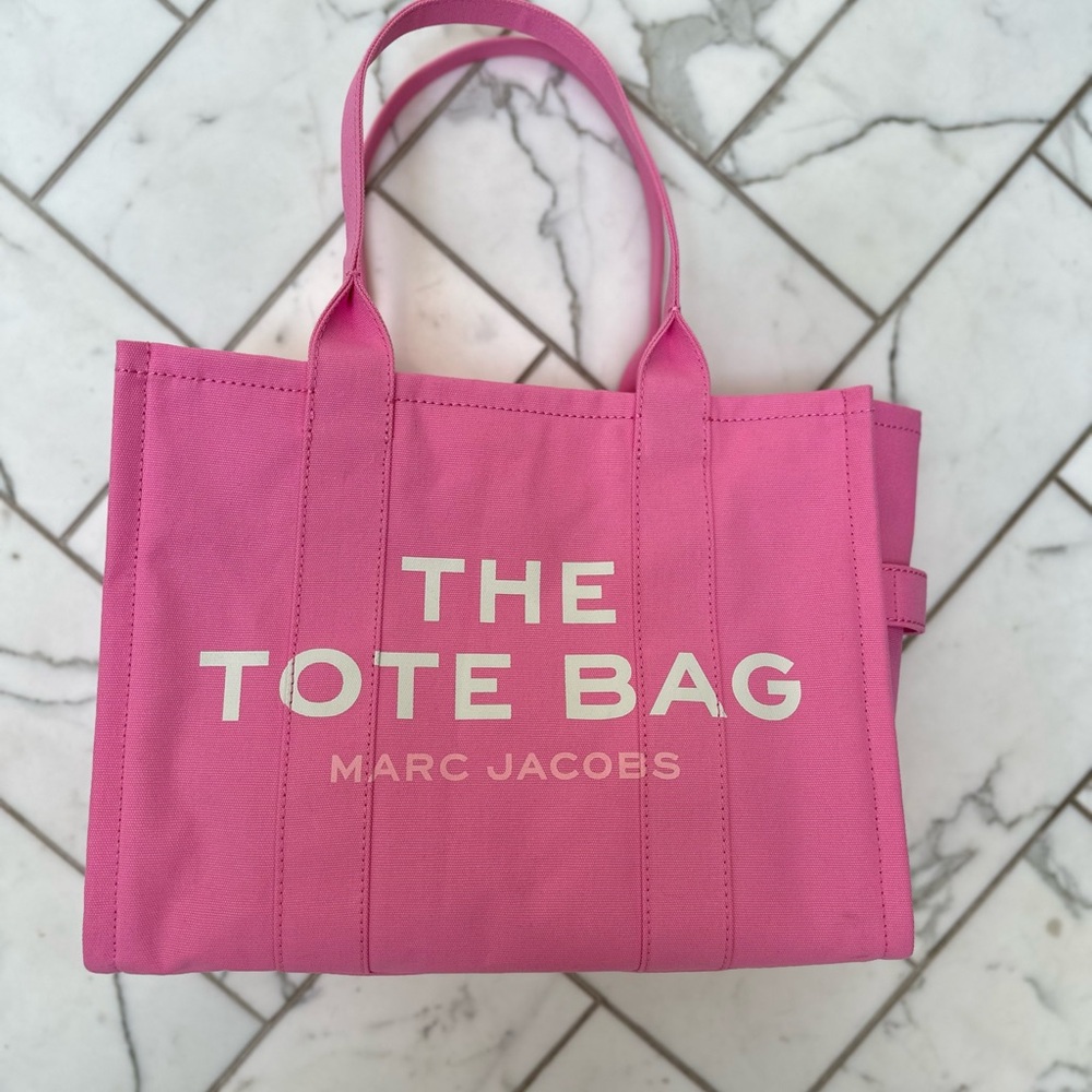 THE CANVAS LARGE TOTE BAG